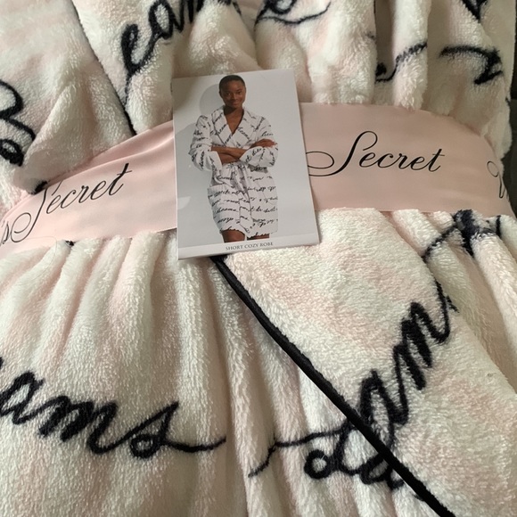 Victoria Secret bath rope - Picture 2 of 3